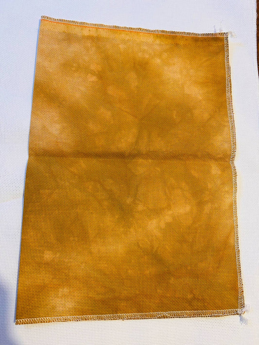 Gold Dust ~ 18ct Aida ~ 13 x 17 (2)