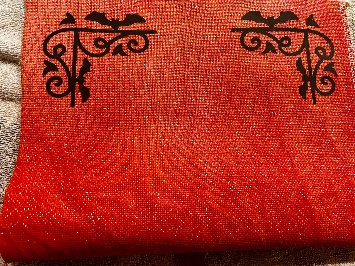 ** Vinyl Border Design**